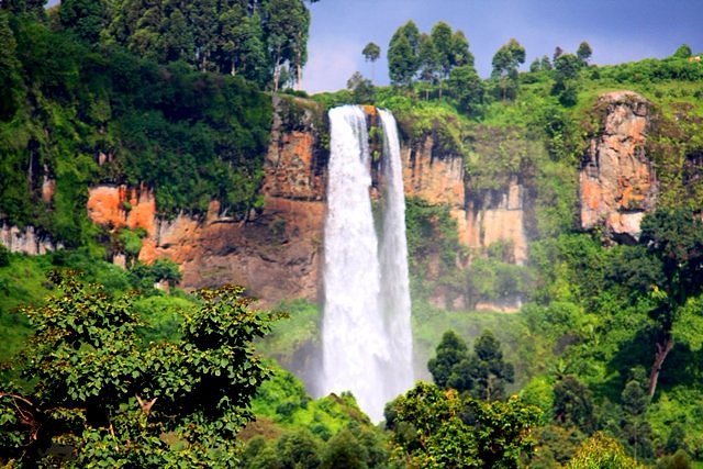 Sipi Falls main waterfall with Mount Elgon in the background